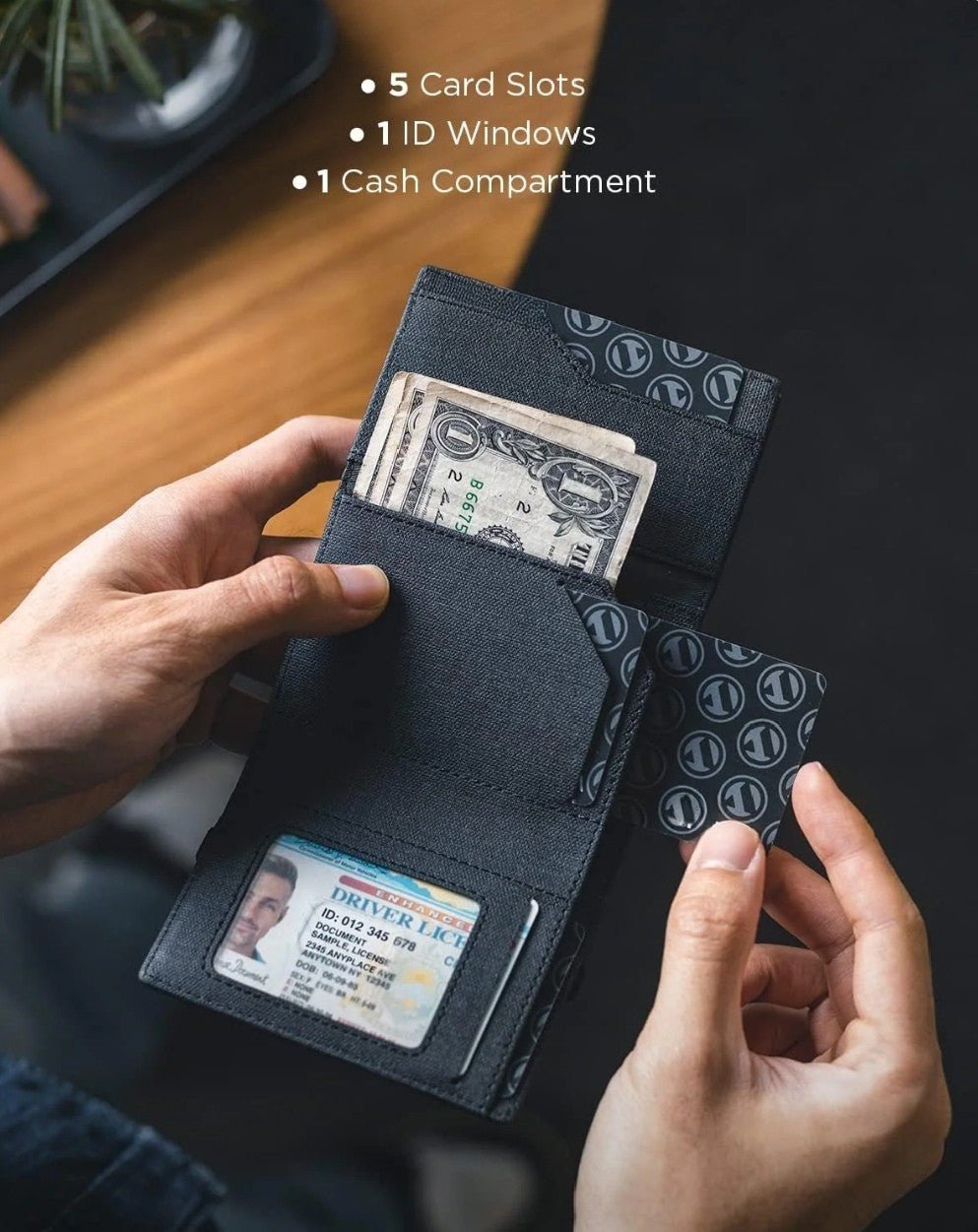 Pop-up Leather Wallet with AirTag Holder and RFID Blocking