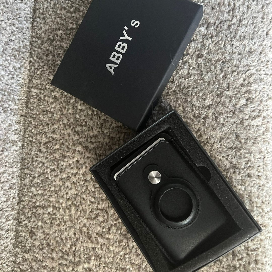 Abby's™ AirTag Magsafe Wallet, Magnetic iPhone leather case with Card holder, for iPhone 13, 12 Pro max - Abbycart