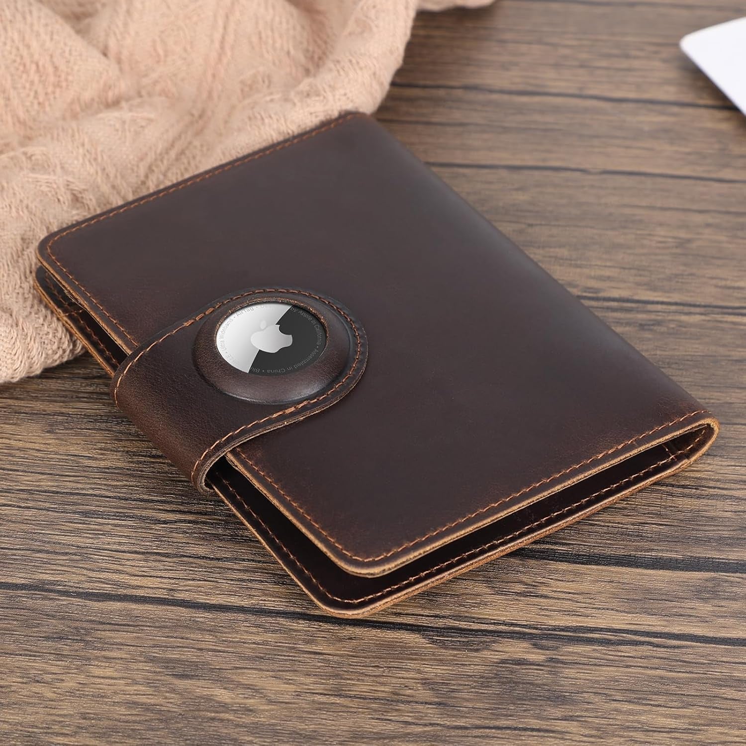 Full Grain Leather Passport Holder With Airtag Slot, Mens Air Tag Passort Travel