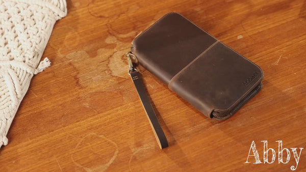 Leather Family Passport Wallet with AirTag Holder RFID Blocking